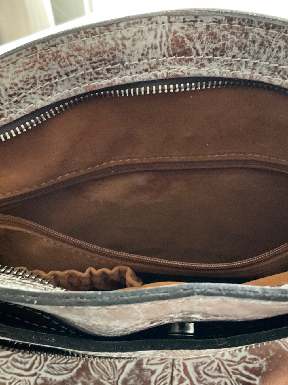 PATRICIA NASH Bark Leaves Shoulder Bag Bronze Gray - Picture 14 of 16